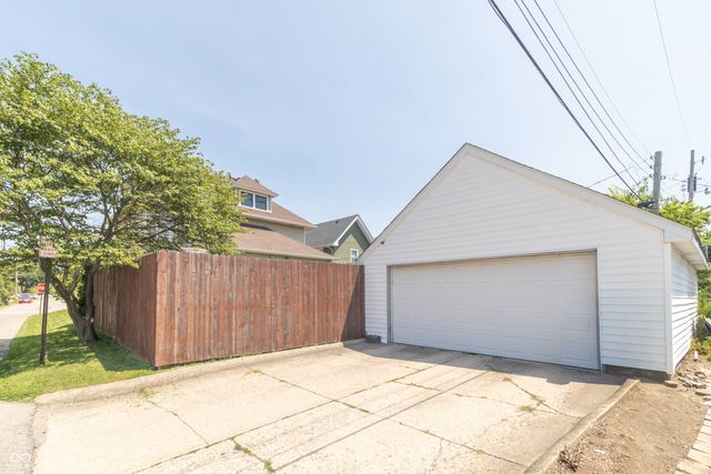 403 E North Street, Greenfield, IN 46140