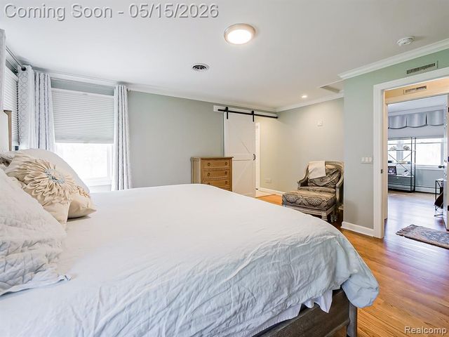 3720 E Clarkston Road, Oakland, MI 48363