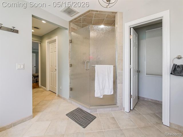 3720 E Clarkston Road, Oakland, MI 48363