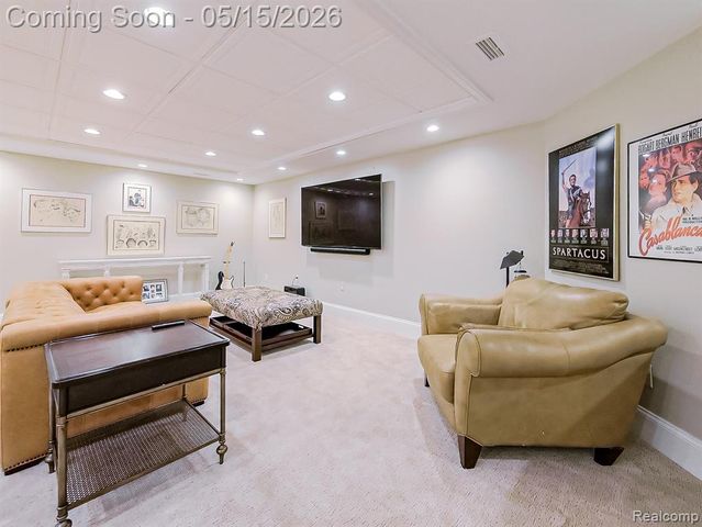 3720 E Clarkston Road, Oakland, MI 48363