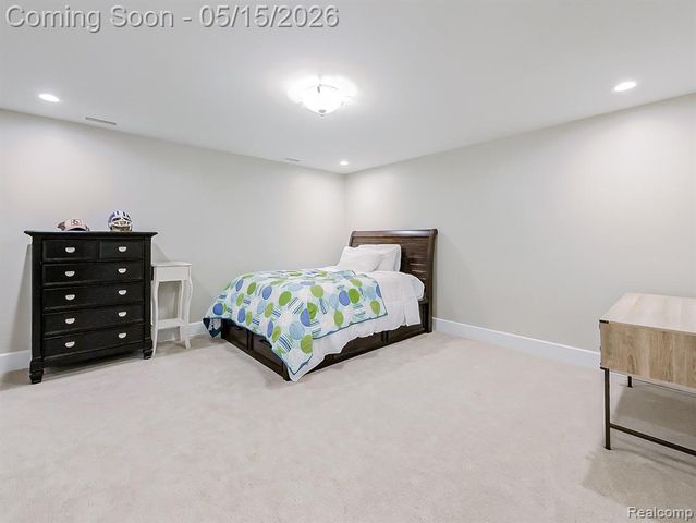 3720 E Clarkston Road, Oakland, MI 48363