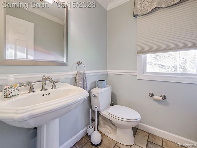 3720 E Clarkston Road, Oakland, MI 48363