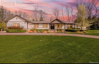 3720 E Clarkston Road, Oakland, MI 48363