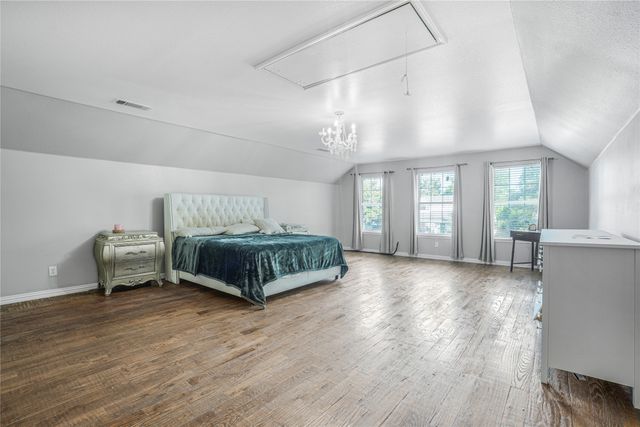 813 Beacon Hill Drive, Irving, TX 75061