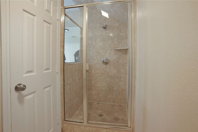 813 Beacon Hill Drive, Irving, TX 75061