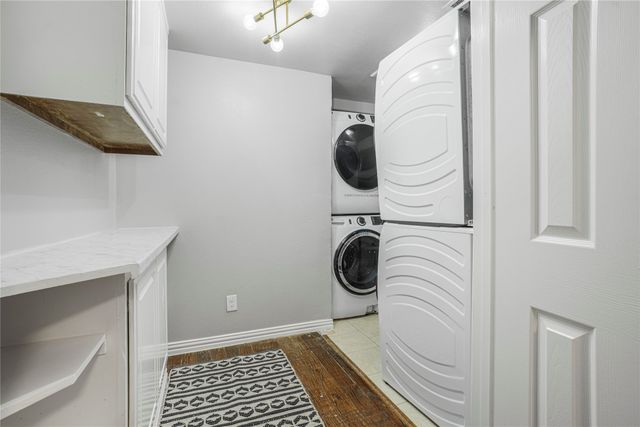 813 Beacon Hill Drive, Irving, TX 75061