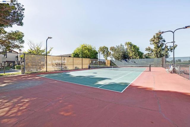 14582 Outrigger, San Leandro, CA 94577