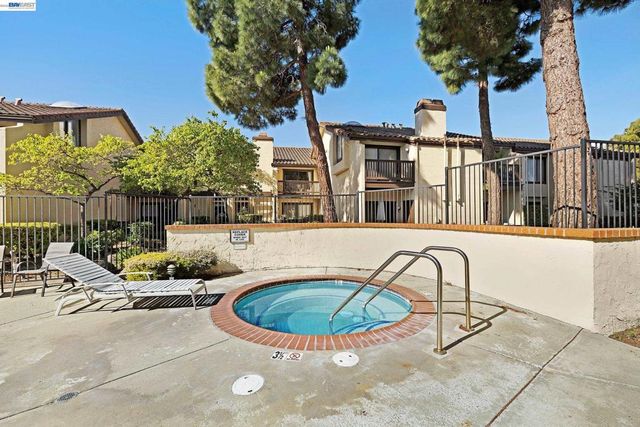 14582 Outrigger, San Leandro, CA 94577