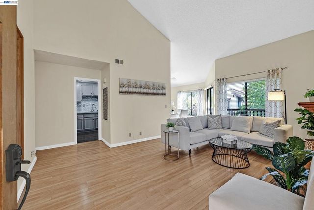 14582 Outrigger, San Leandro, CA 94577