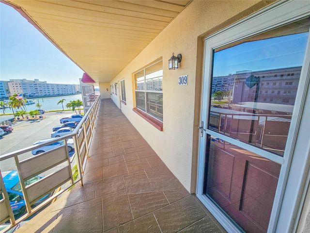 3010 59TH STREET S 309, Gulfport, FL 33707