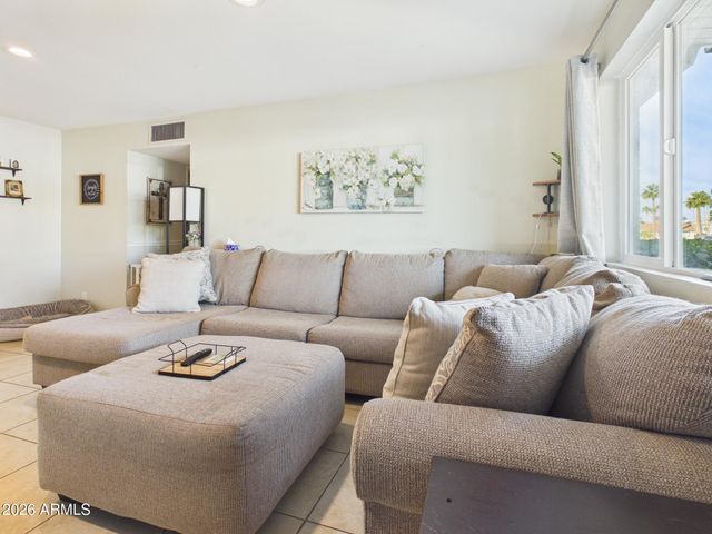 3223 W JOAN DE ARC Avenue, Phoenix, AZ 85029