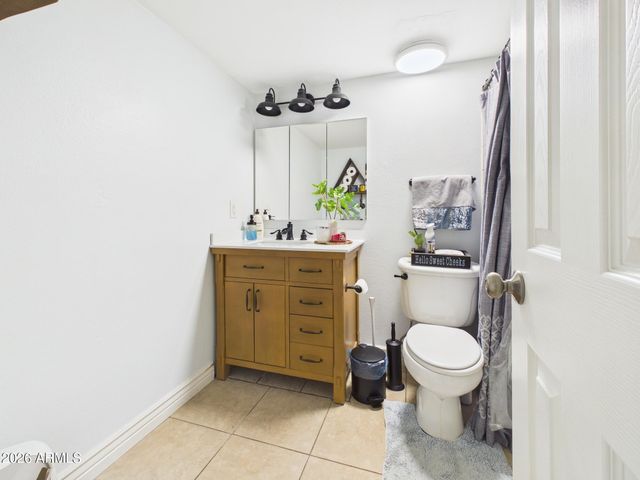 3223 W JOAN DE ARC Avenue, Phoenix, AZ 85029