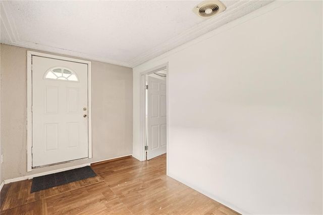 6207 Leavenworth Road, Kansas City, KS 66104