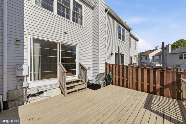 6562 OLD CARRIAGE LN, Alexandria, VA 22315