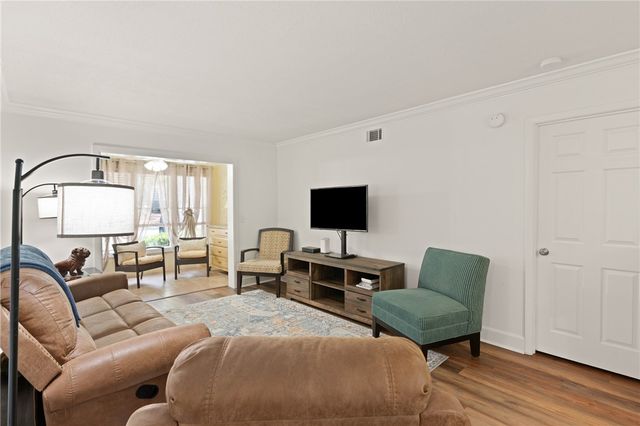 2502 Demere Road 3, St Simons Island, GA 31522