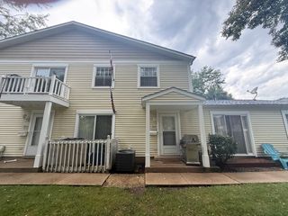 1204 Roth Court 1204, Wheeling, IL 60090