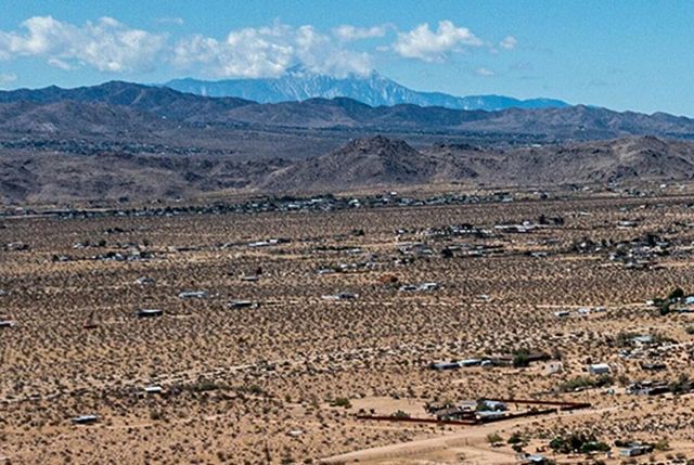 142 Shifting Sands, Joshua Tree, CA 92252