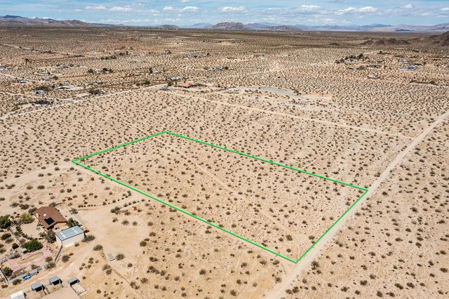 142 Shifting Sands, Joshua Tree, CA 92252