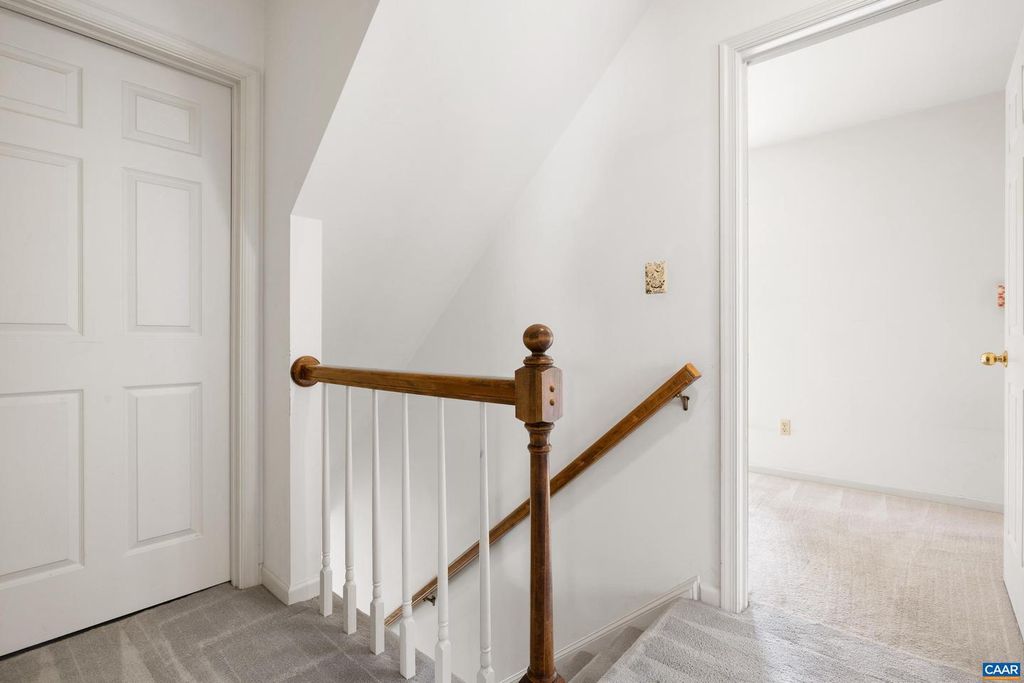 Image 35 of property listing at 1547 BROAD CROSSING RD, Charlottesville, VA 22911