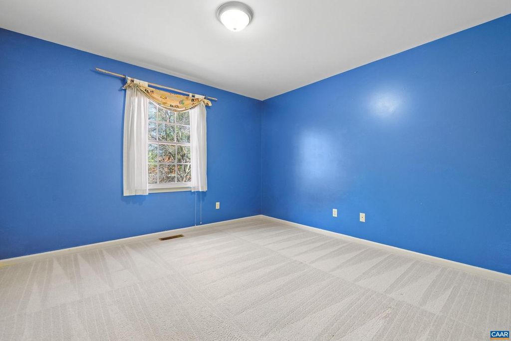 Image 40 of property listing at 1547 BROAD CROSSING RD, Charlottesville, VA 22911