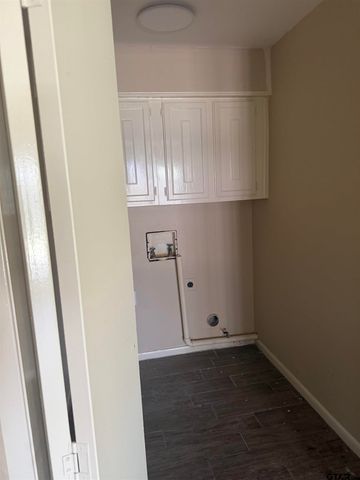 1728 Susan, Tyler, TX 75703