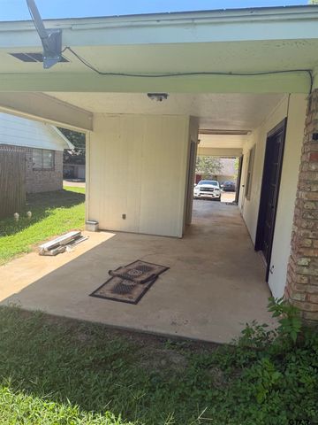 1728 Susan, Tyler, TX 75703