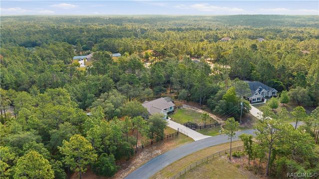 5101 N Wayne Drive, Beverly Hills, FL 34465