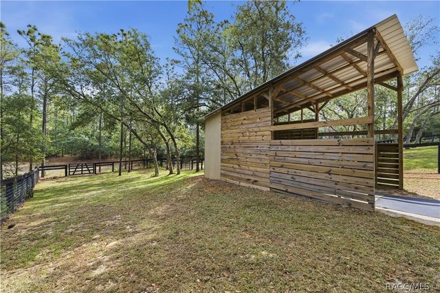 5101 N Wayne Drive, Beverly Hills, FL 34465