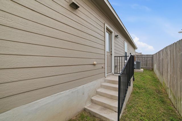2604 Shimsham DR, Pflugerville, TX 78660