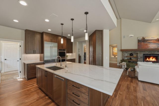 19288 Goose Creek Court, Bend, OR 97702