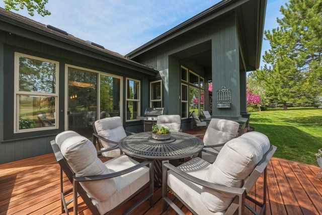 19288 Goose Creek Court, Bend, OR 97702