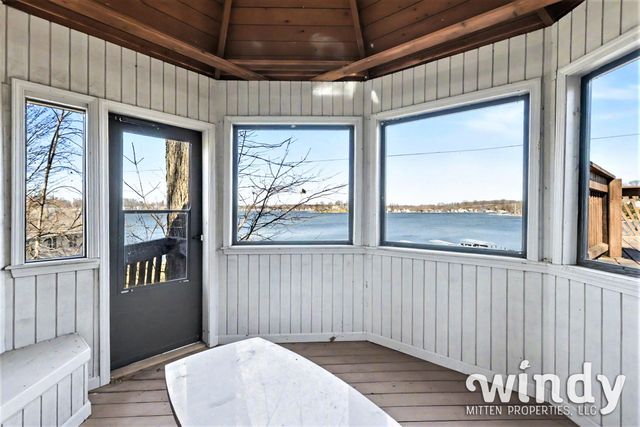 8207 Pokagon Road, Watervliet Twp, MI 49098