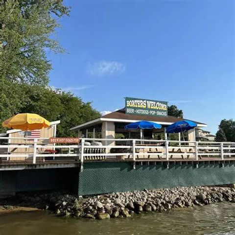 8207 Pokagon Road, Watervliet Twp, MI 49098