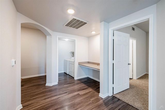 12215 Hunters Chase DR N-4201N, Austin, TX 78729