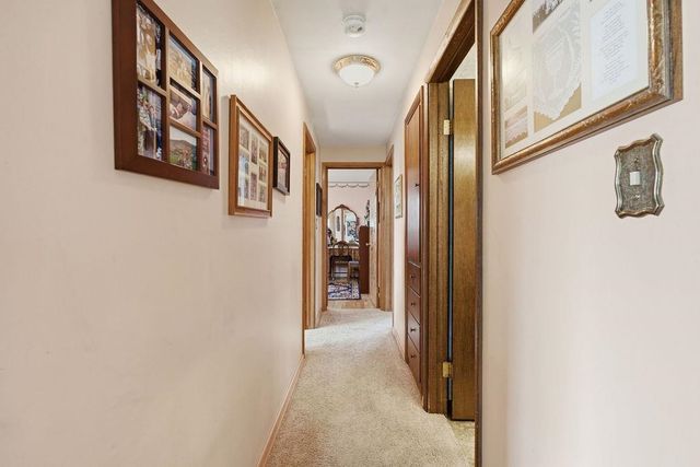 5204 E Granite Point Dr, Spokane, WA 99212