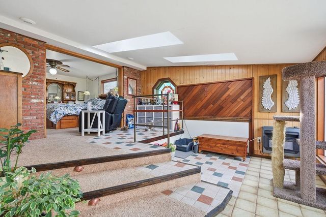 5204 E Granite Point Dr, Spokane, WA 99212