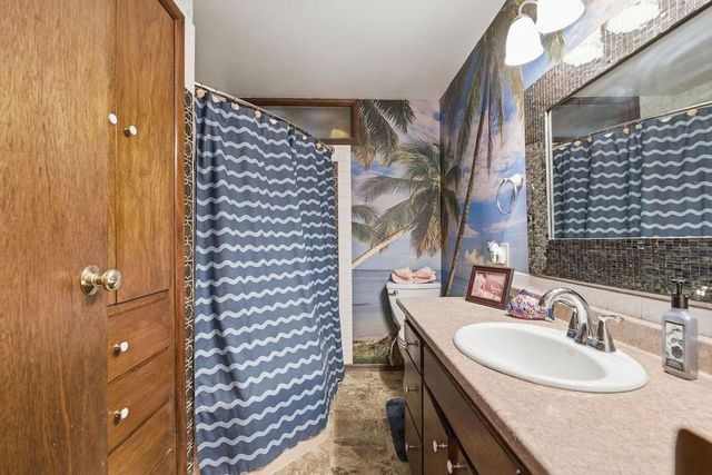 5204 E Granite Point Dr, Spokane, WA 99212