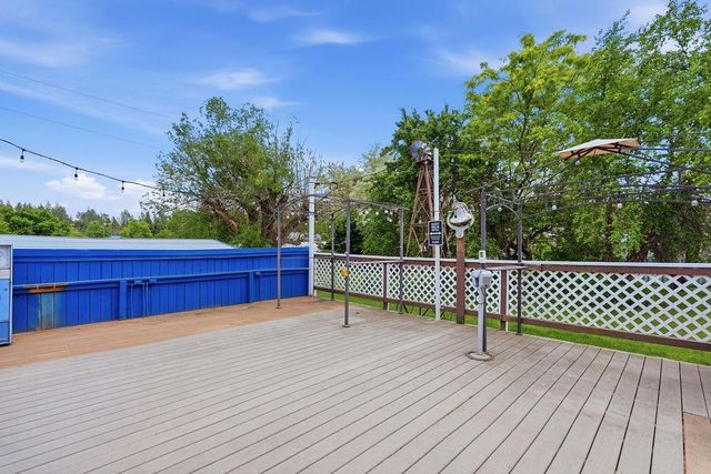 5204 E Granite Point Dr, Spokane, WA 99212