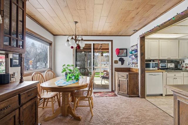 5204 E Granite Point Dr, Spokane, WA 99212