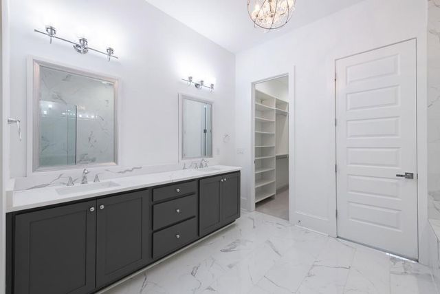 1099 Briar Cove Circle, Atlanta, GA 30329