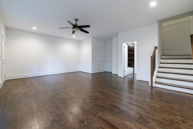 1099 Briar Cove Circle, Atlanta, GA 30329