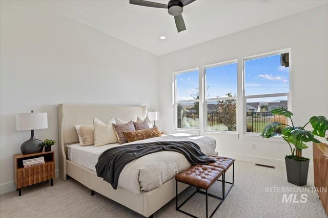 677 N Morning Glory, Eagle, ID 83616