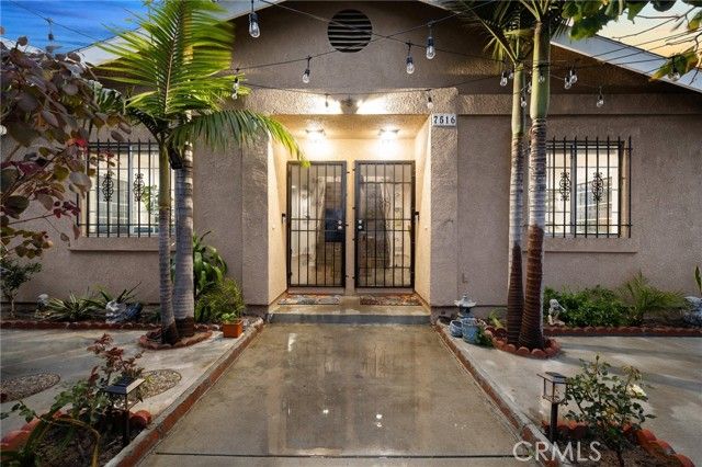 7516 Avalon, Los Angeles, CA 90003