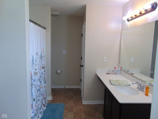 408 Wayles Drive, Pittsboro, IN 46167