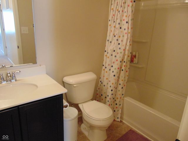 408 Wayles Drive, Pittsboro, IN 46167