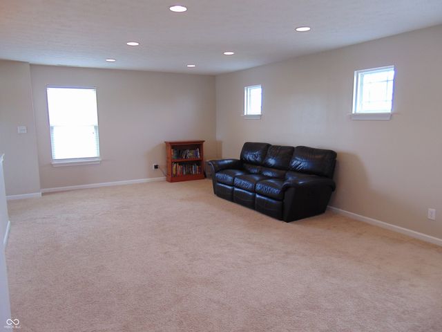 408 Wayles Drive, Pittsboro, IN 46167