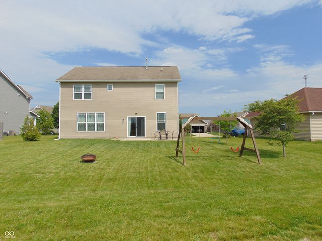 408 Wayles Drive, Pittsboro, IN 46167