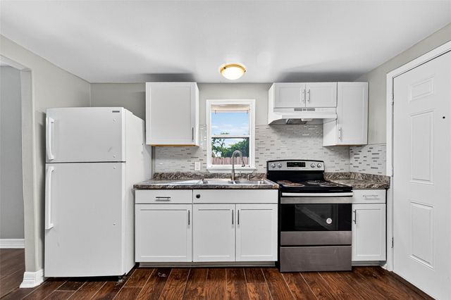 4034 Caplin Street, Houston, TX 77026