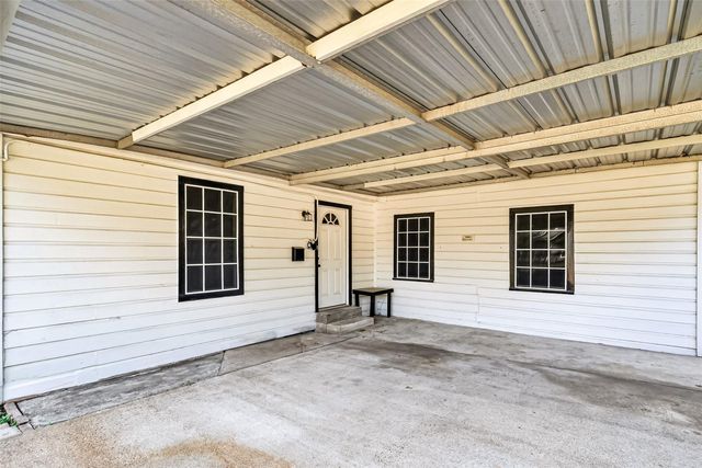 4034 Caplin Street, Houston, TX 77026