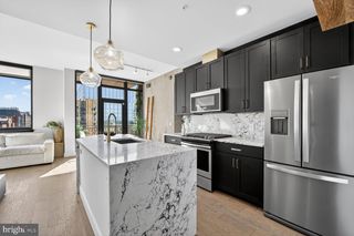 2000 CLARENDON BLVD #1107, Arlington, VA 22201